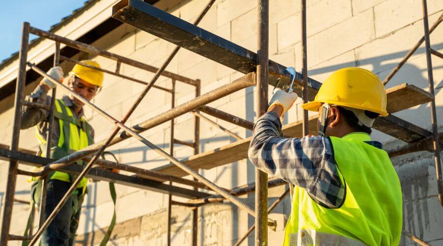 Professional residential roofers in London, WV